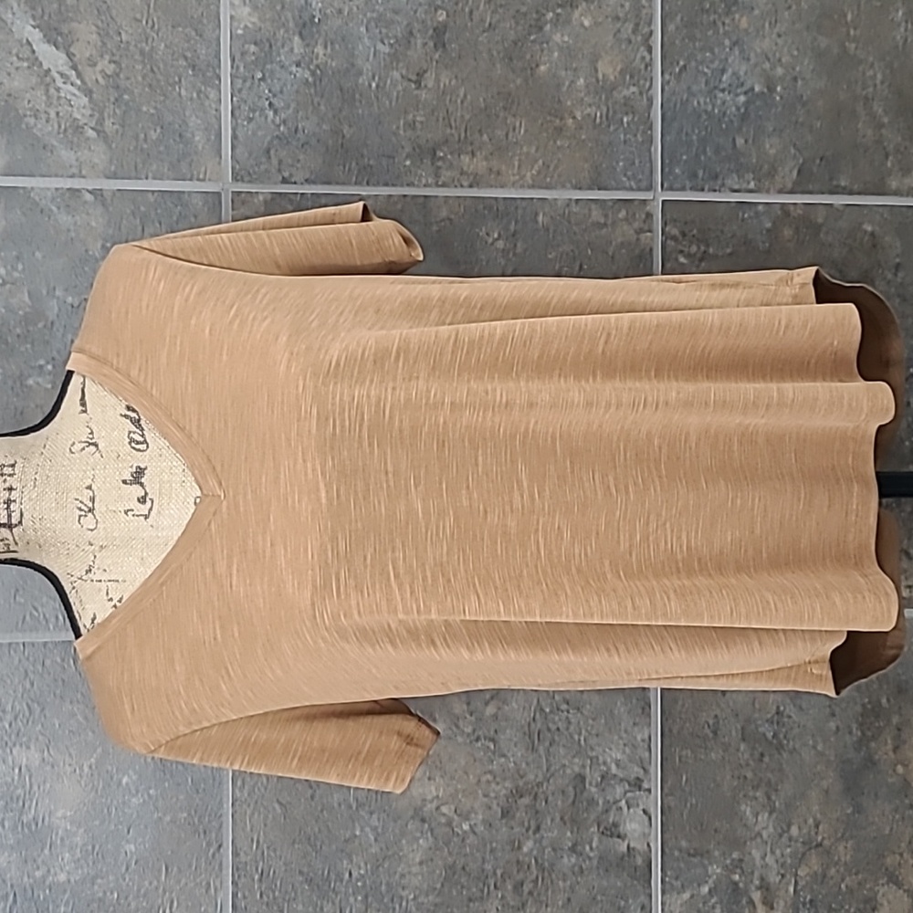 Mod Ref Tan Tee with pleat on the back